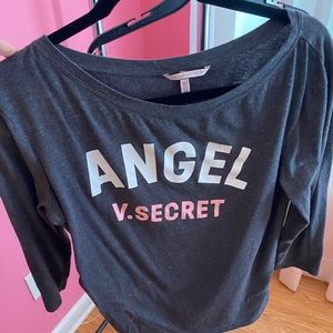 Victoria’s Secret t/shirt